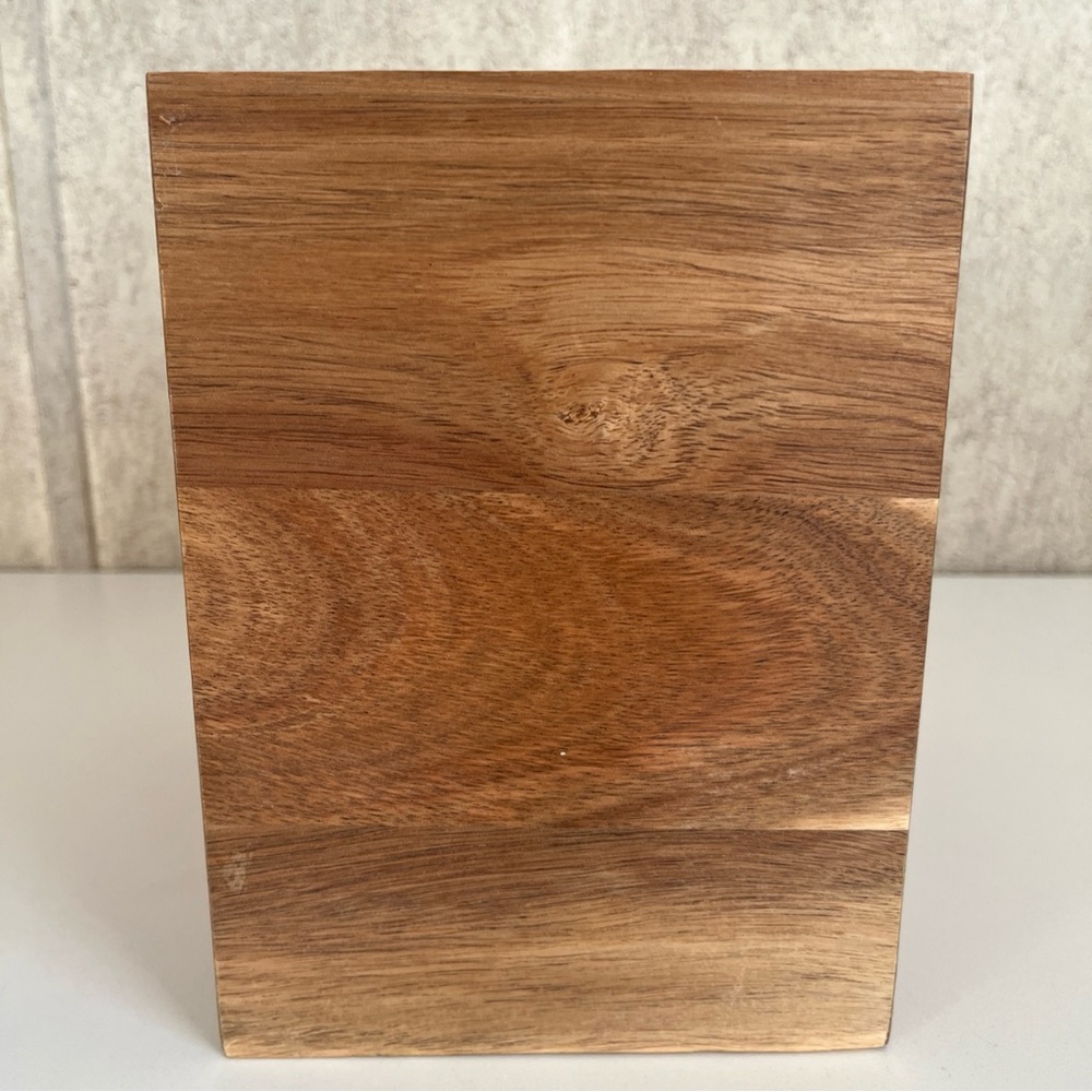 doTERRA Natural Wood Holder Organizer - Picture 6 of 9